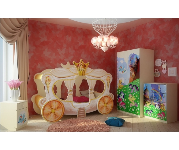 Детская комната для девочки с кроватью каретой