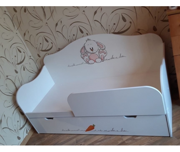 Кровать Зайка 40004 в белом цвете с бортиком