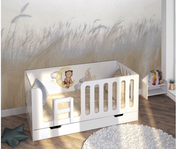 Кровать Сказка с высокими боковинами и рисунком Мишка