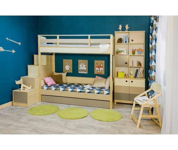 Композиция со стеллажом