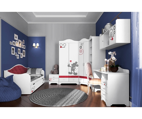 Стол Хеппи Маус в интерьере