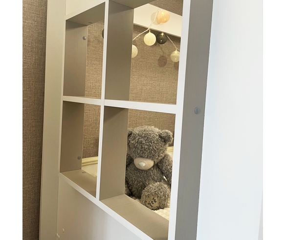 Окошко на боковине домика ДС-36